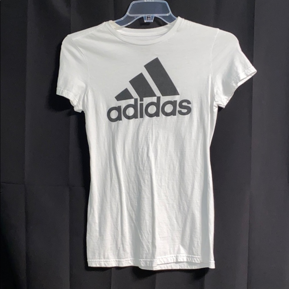 Adidas tshirt